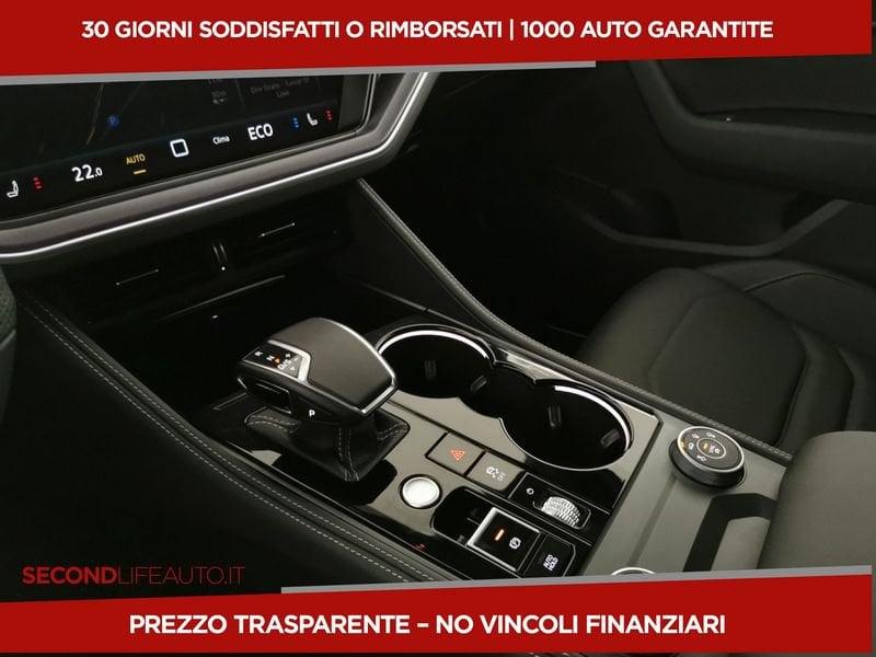 Volkswagen Touareg 3.0 V6 tdi scr R-Line 286cv auto