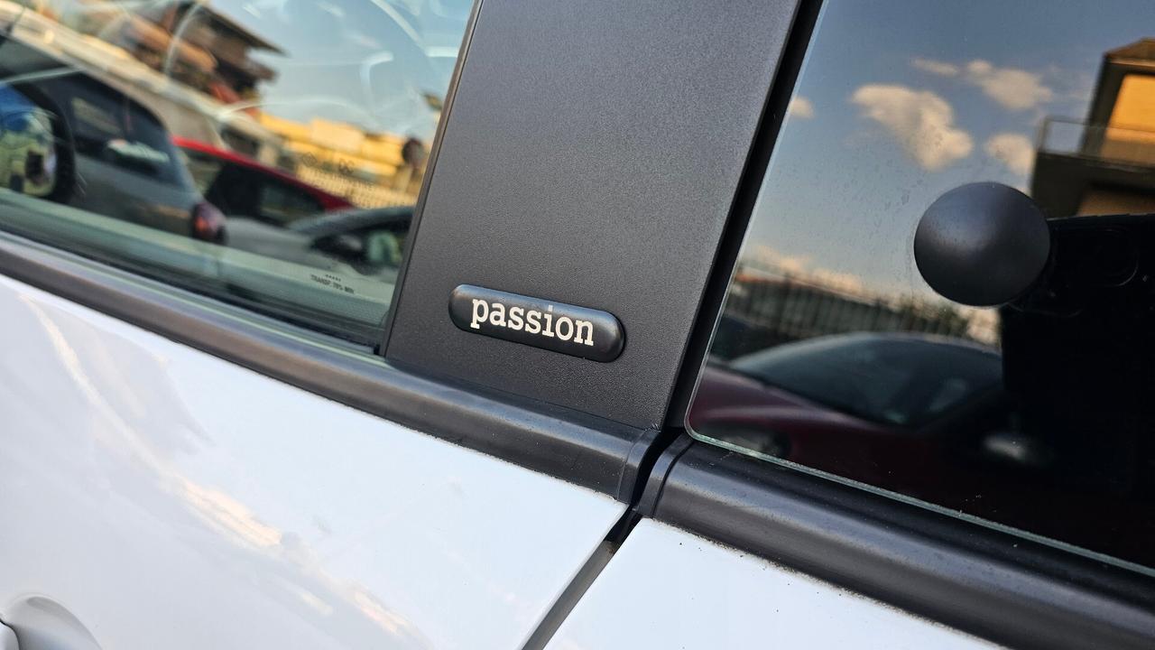 Smart forfour 70 1.0 twinamic Passion PACK SPORT + URBAN NAV TAGL UFF