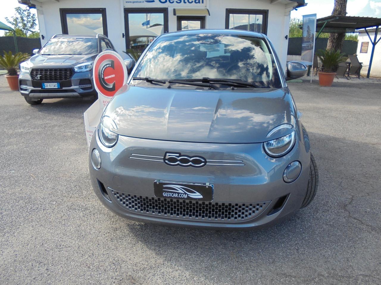 Fiat 500 500e Berlina 42 kWh Icon