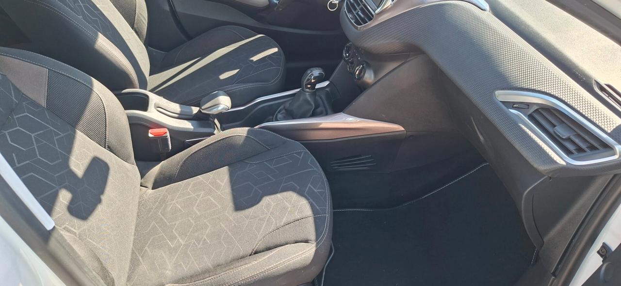 Peugeot 2008 1.4 HDi 68CV Active
