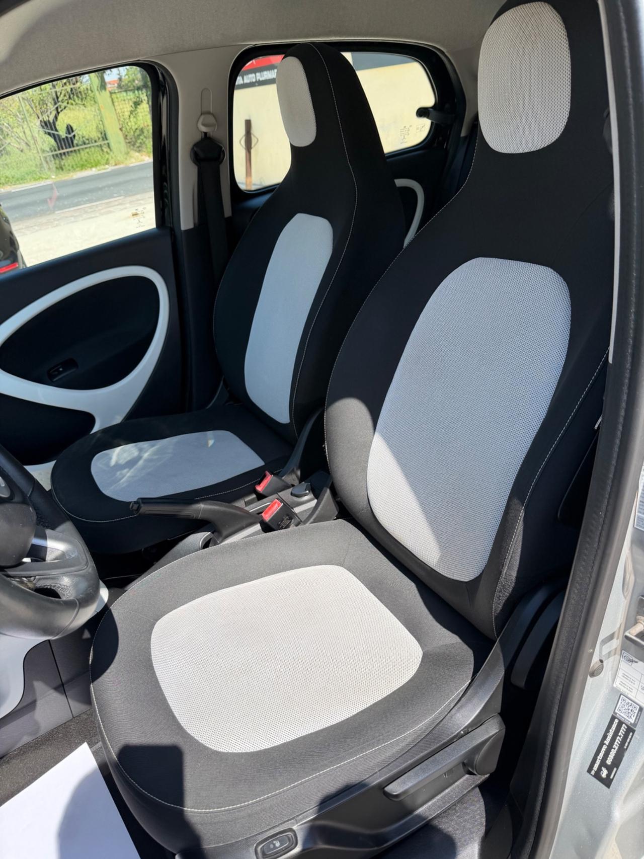 Smart ForFour 70 1.0 Passion