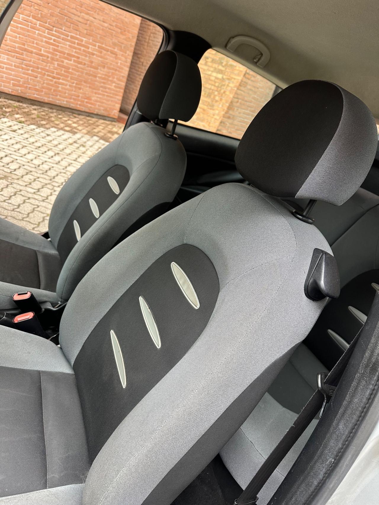 Lancia Ypsilon 1.2 Argento