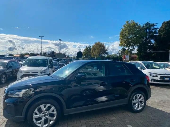 Audi Q2 30 TFSI Business