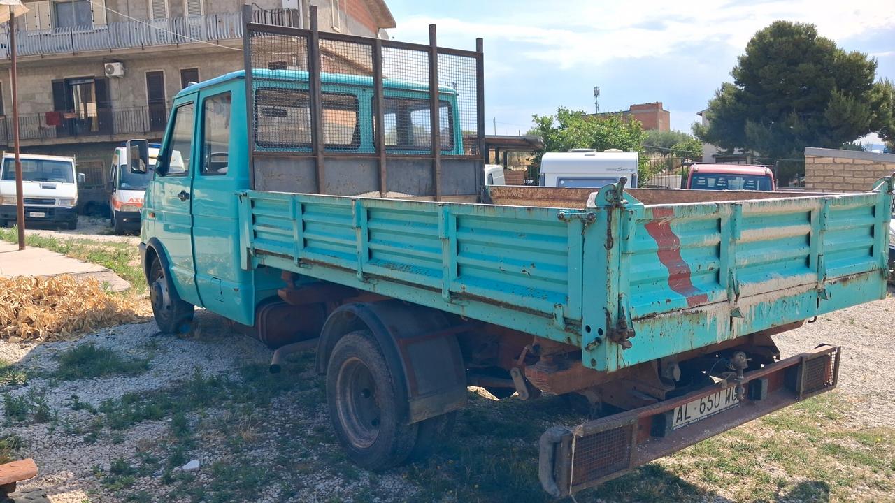 Iveco daily ribaltabile 3 lati 7 posti