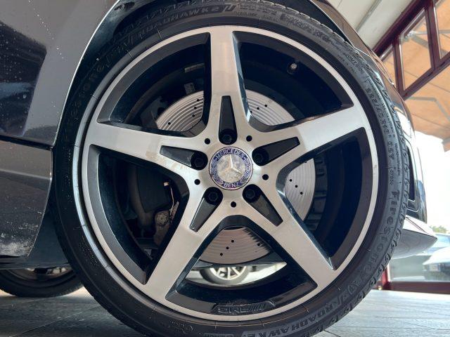 MERCEDES-BENZ SLK 200 CGI Premium AMG