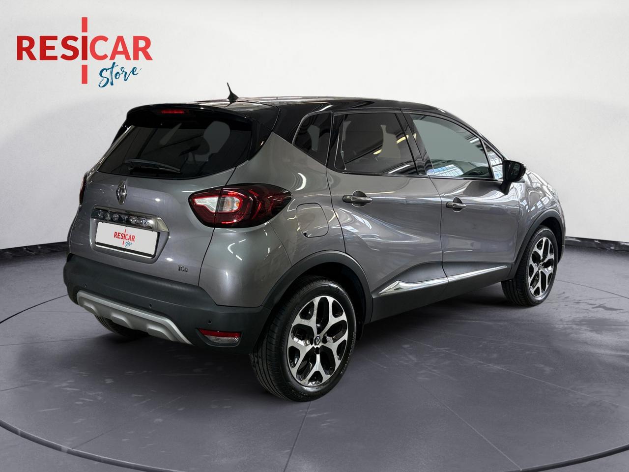 RENAULT Captur 0.9 tce Intens (energy r-link) 90cv E6 IDONEA NEOPATENTATO