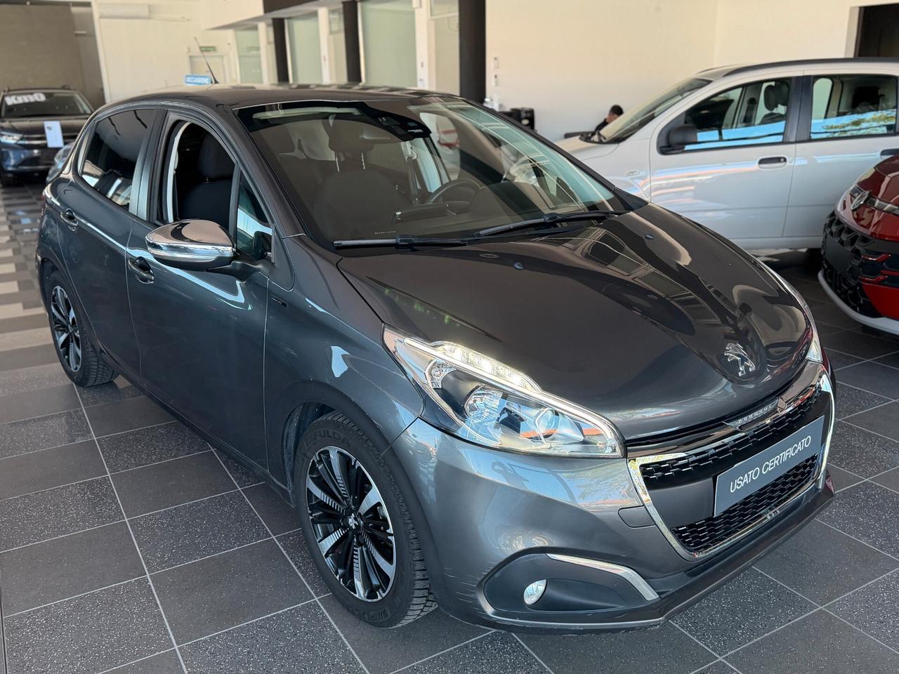 Peugeot 208 BlueHDi 100 5 porte GT Line