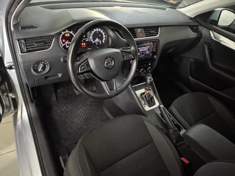 SKODA Octavia 1.5 DSG Wagon Ambition G-Tec