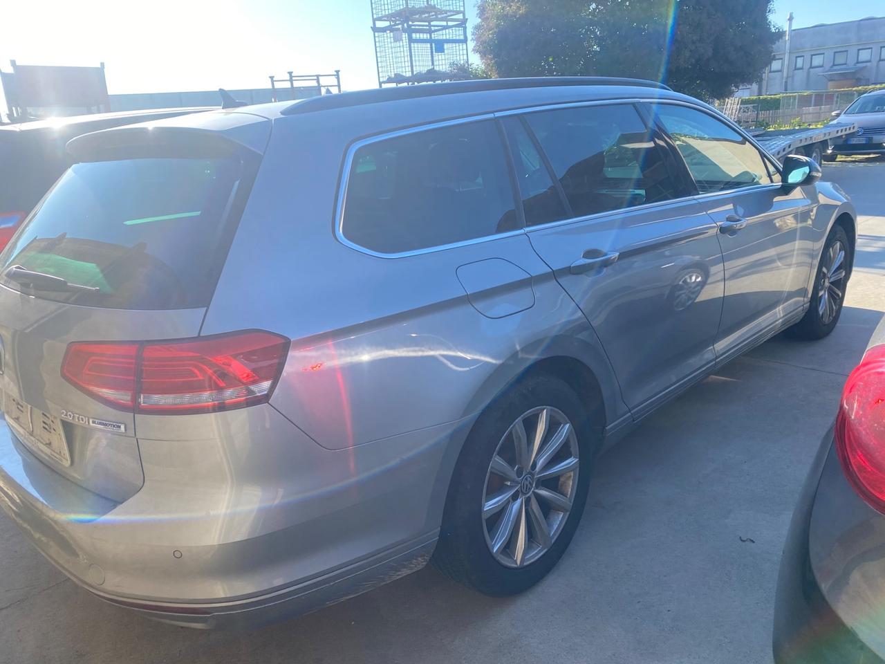 Volkswagen Passat 2.0 TDI DSG Highline BlueMotion Technology