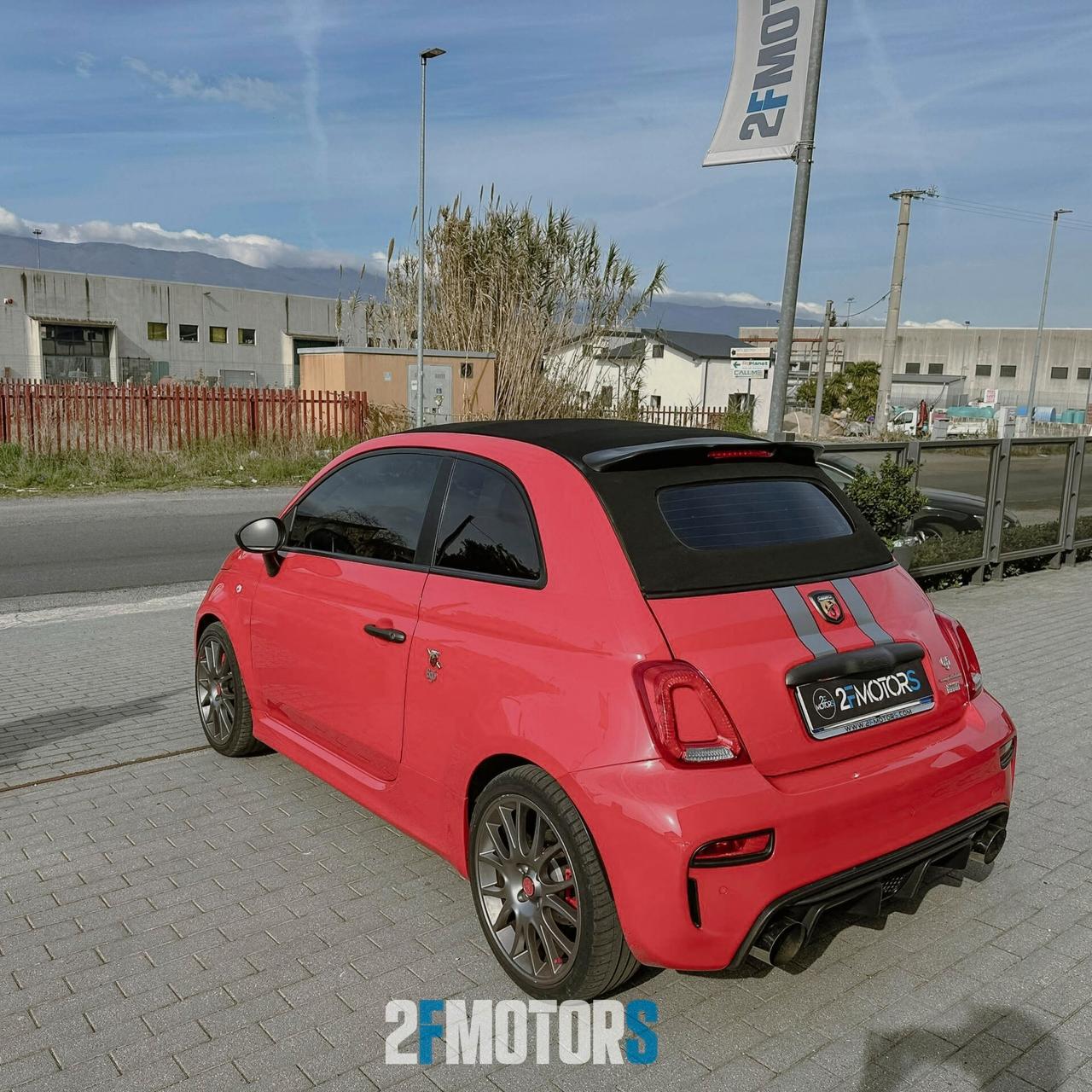 Abarth 595 C 1.4 Turbo T-Jet 180 CV Competizione