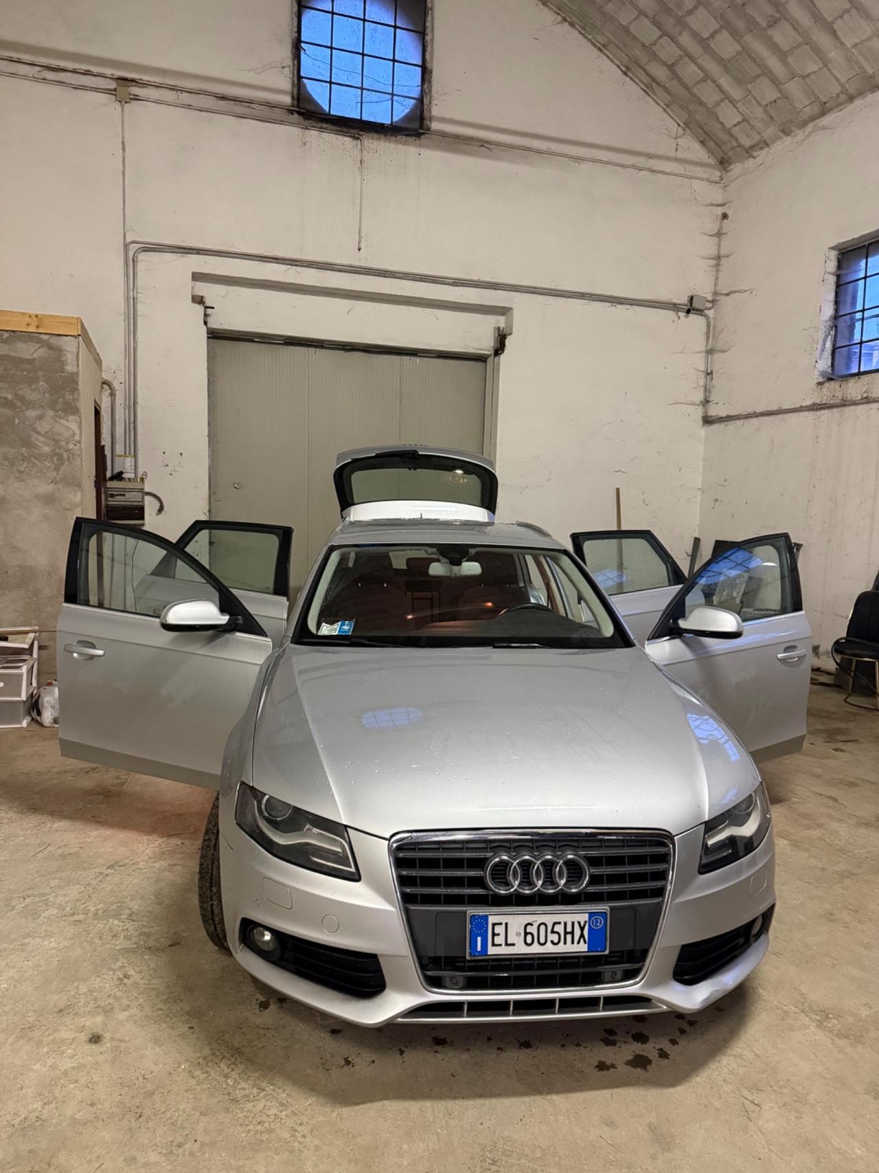 Audi A4 Avant 2.0 TDI 143CV F.AP. mult. Ambiente