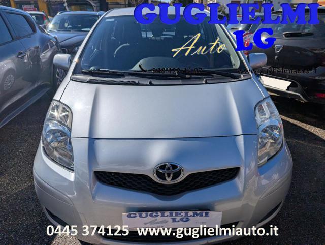 TOYOTA Yaris 1.3 5 porte Sol NEOPATENTATI