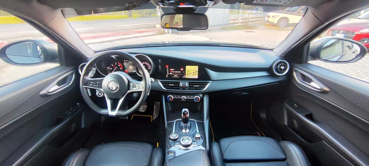 Alfa Romeo Giulia 2.2 Turbodiesel 180 CV AT8 Sport Edition