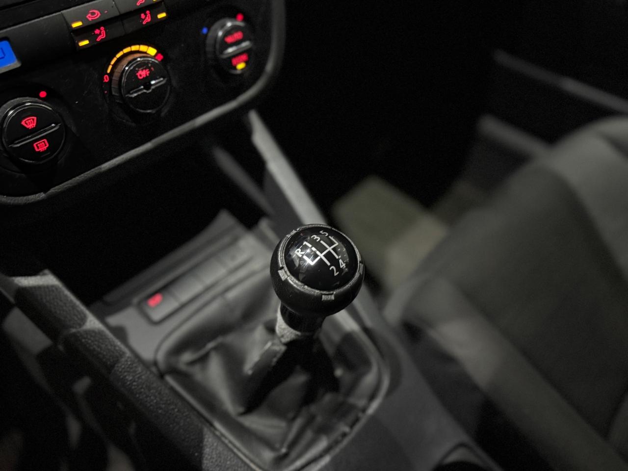 Volkswagen Golf 1.9TDI Sportline Per Neopatentati