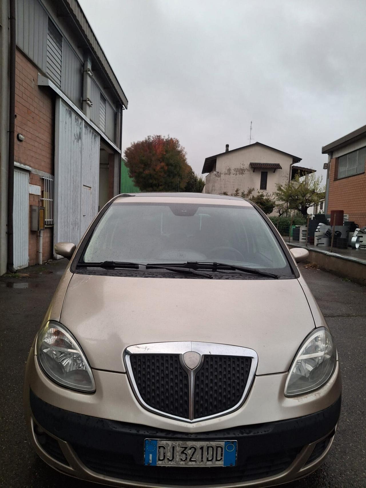 Lancia MUSA 1.4 16V Platino Plus GPL