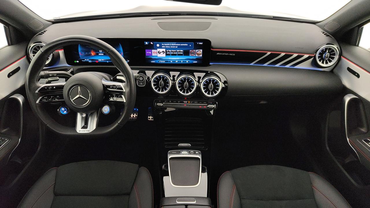 Mercedes-Benz A AMG 35 AMG Line Premium 4matic auto