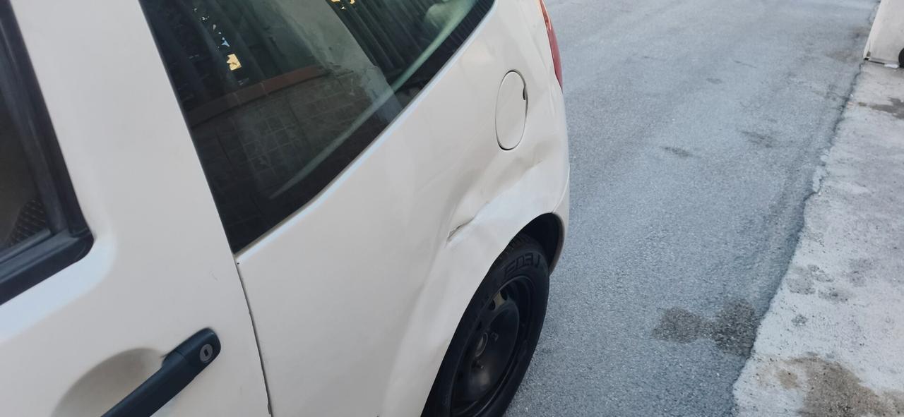 Citroen C2 benzina anno 2009