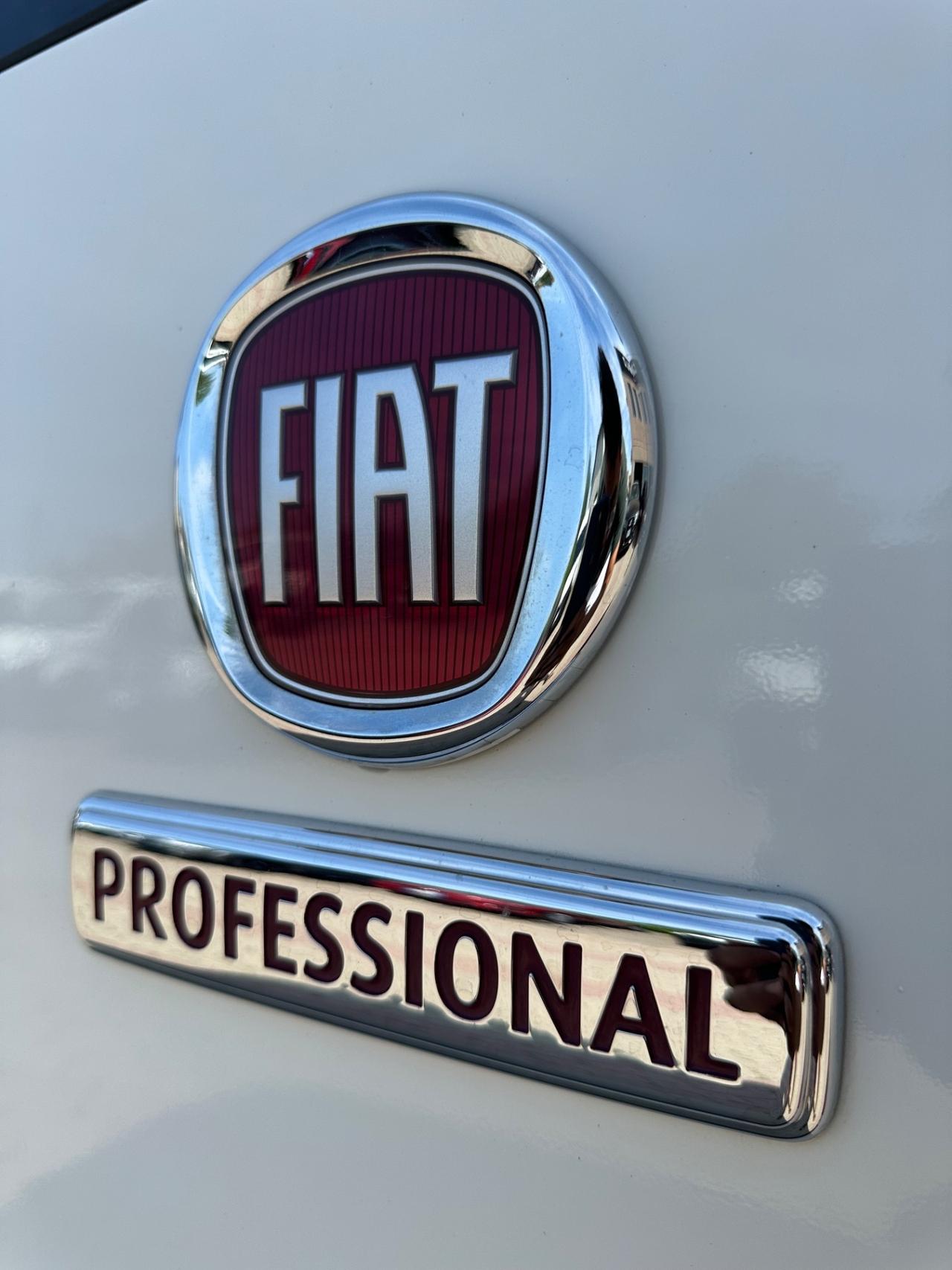 Fiat Fiorino 1.3 MJT 95CV Cargo Adventure