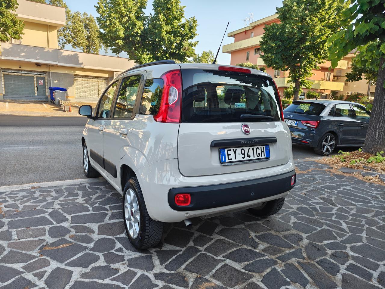 Fiat Panda 0.9 TwinAir Turbo Natural Power Lounge