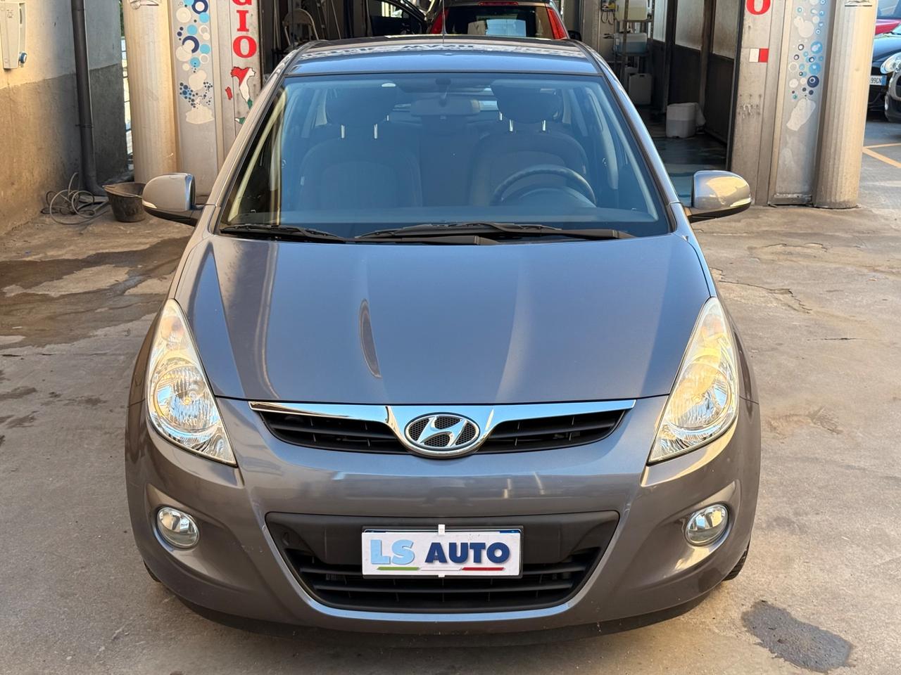 Hyundai i20 1.2 5p. Fiorucci