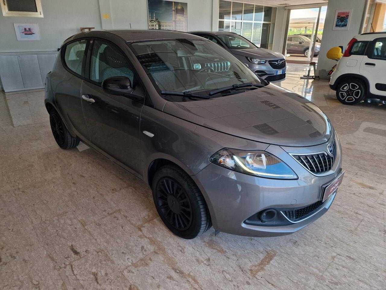 Lancia Ypsilon 1.0 Hybrid Ecochic 2022