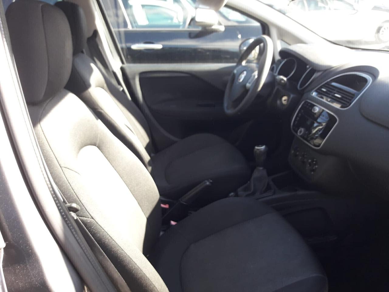 Fiat Punto 1.3 MJT II 75 CV 5 porte Street