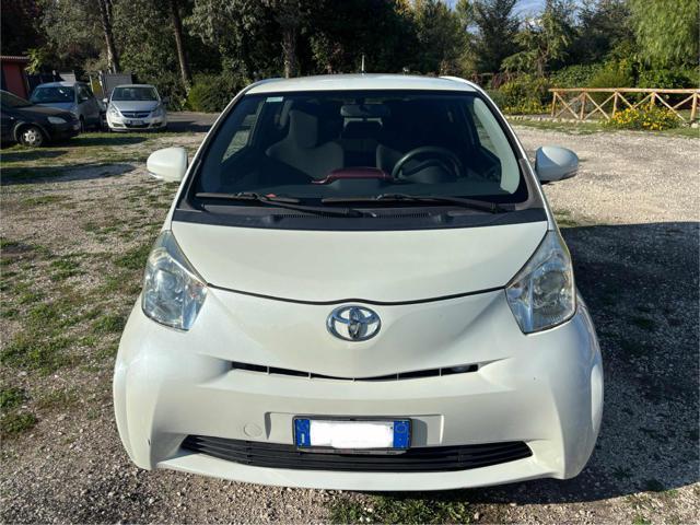 TOYOTA iQ 1.0 Lounge - UNIPRO