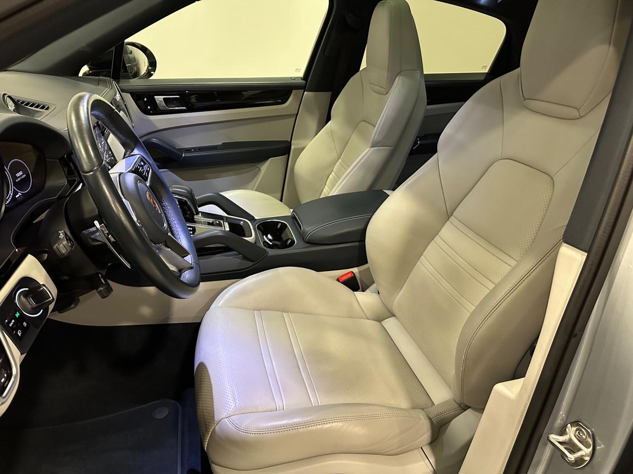 Porsche Cayenne Coupé 3.0 V6 E-Hybrid