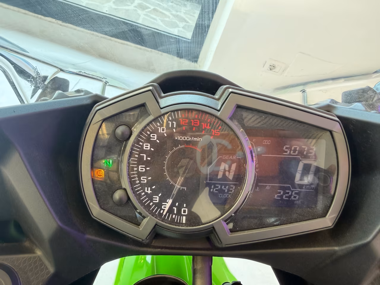Kawasaki Ninja 400 SOLO 5 MILA KM