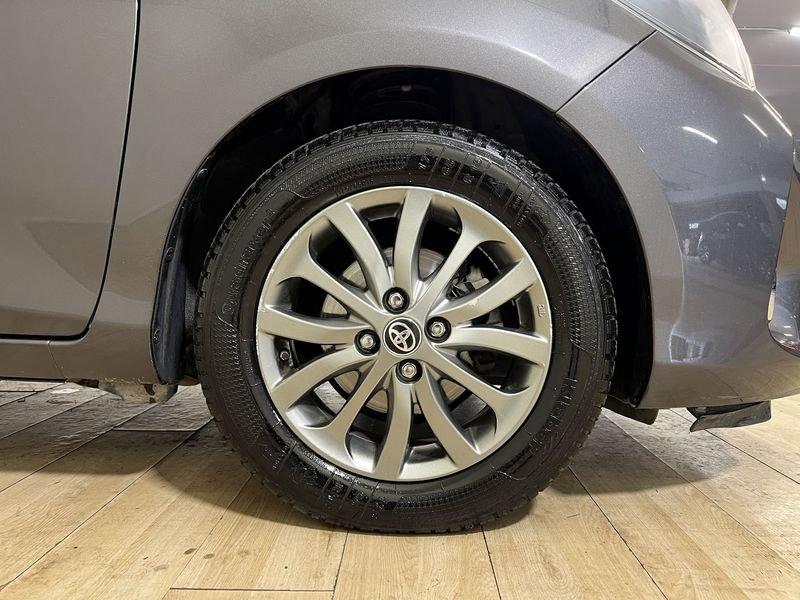 Toyota Yaris Yaris 5p 1.4 d-4d Active my16