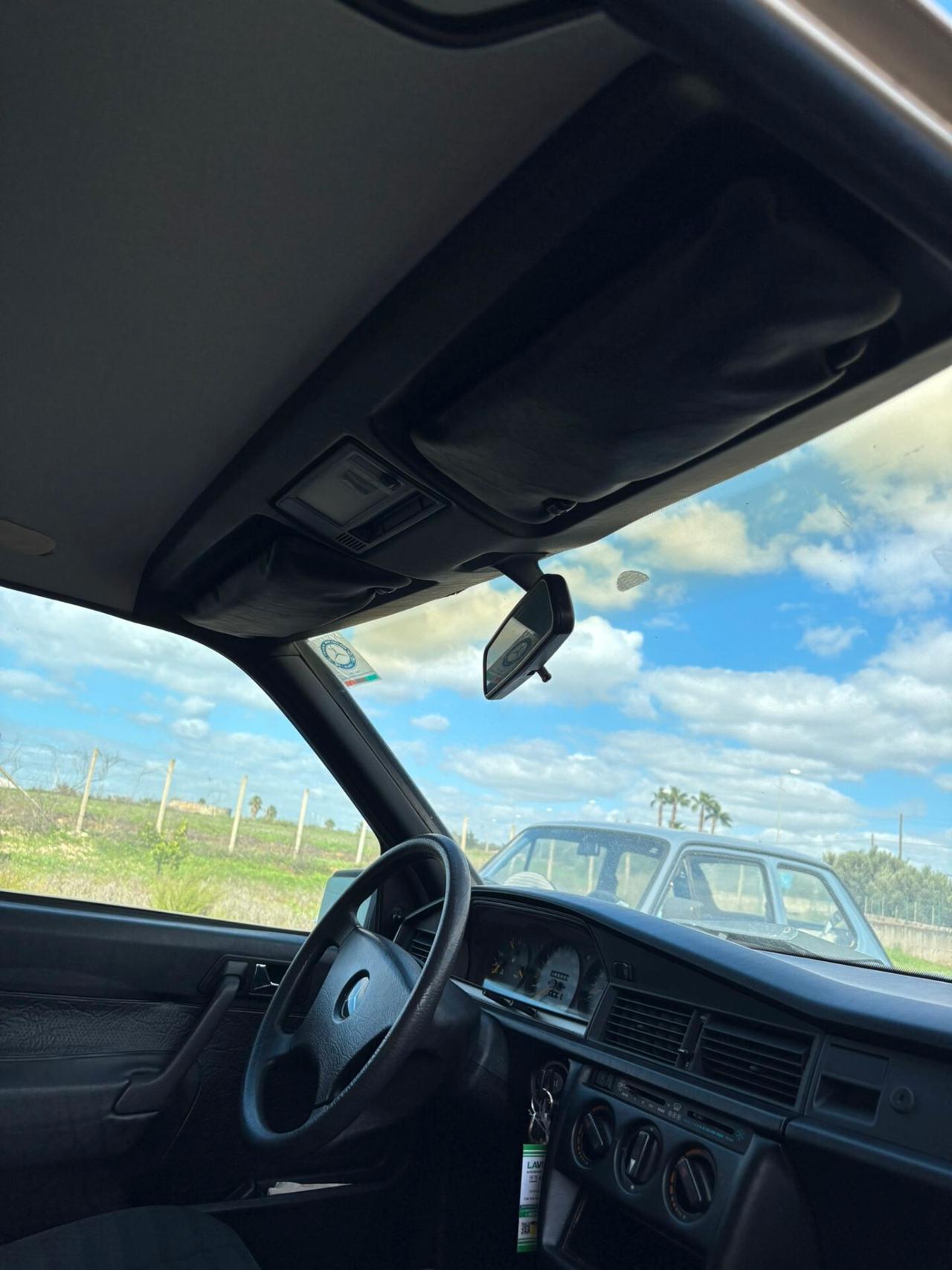 Mercedes-benz 190 1.8 E