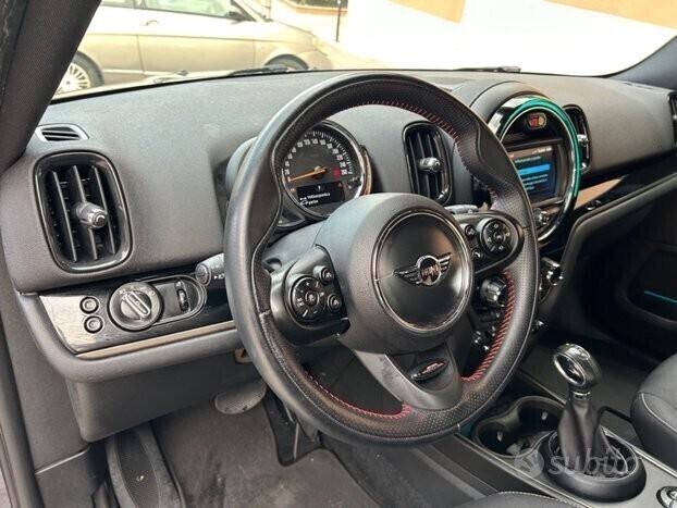 Mini Cooper S Countryman se all4 ibrida plug in 22