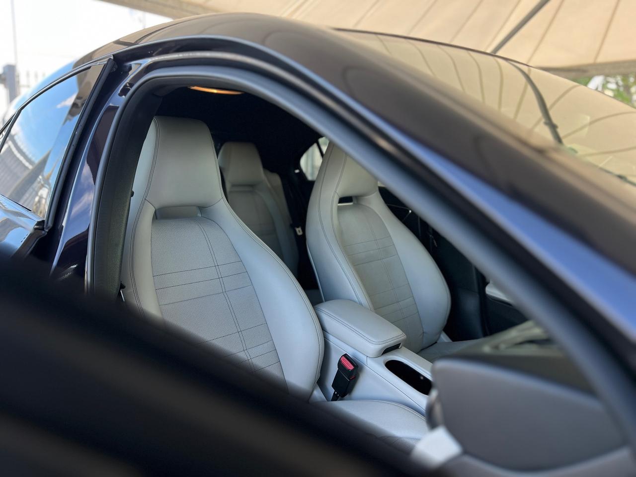 Mercedes-benz A 180 d Automatic Sport CRYSTAL GREY