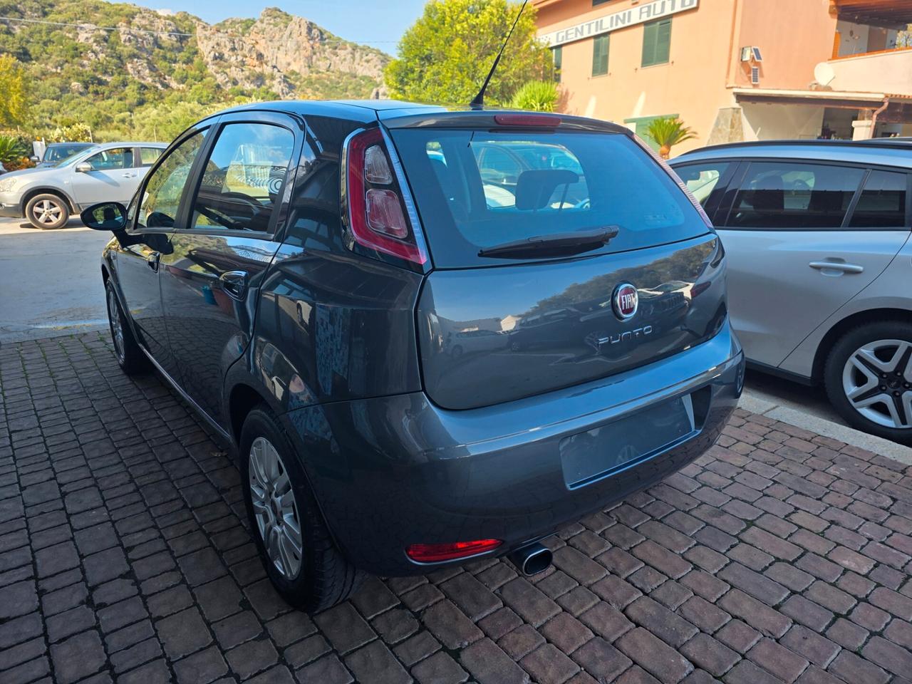 Fiat Punto 1.3 MJT II 75 CV 5 porte Lounge