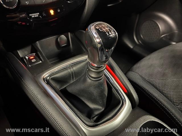 NISSAN Qashqai 1.2 DIG-T N-Connecta