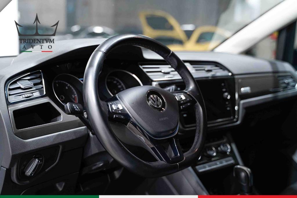 Volkswagen Touran Touran 2.0 tdi Executive dsg