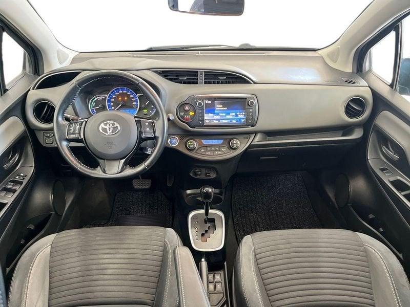 Toyota Yaris Yaris 5p 1.5h Style my16