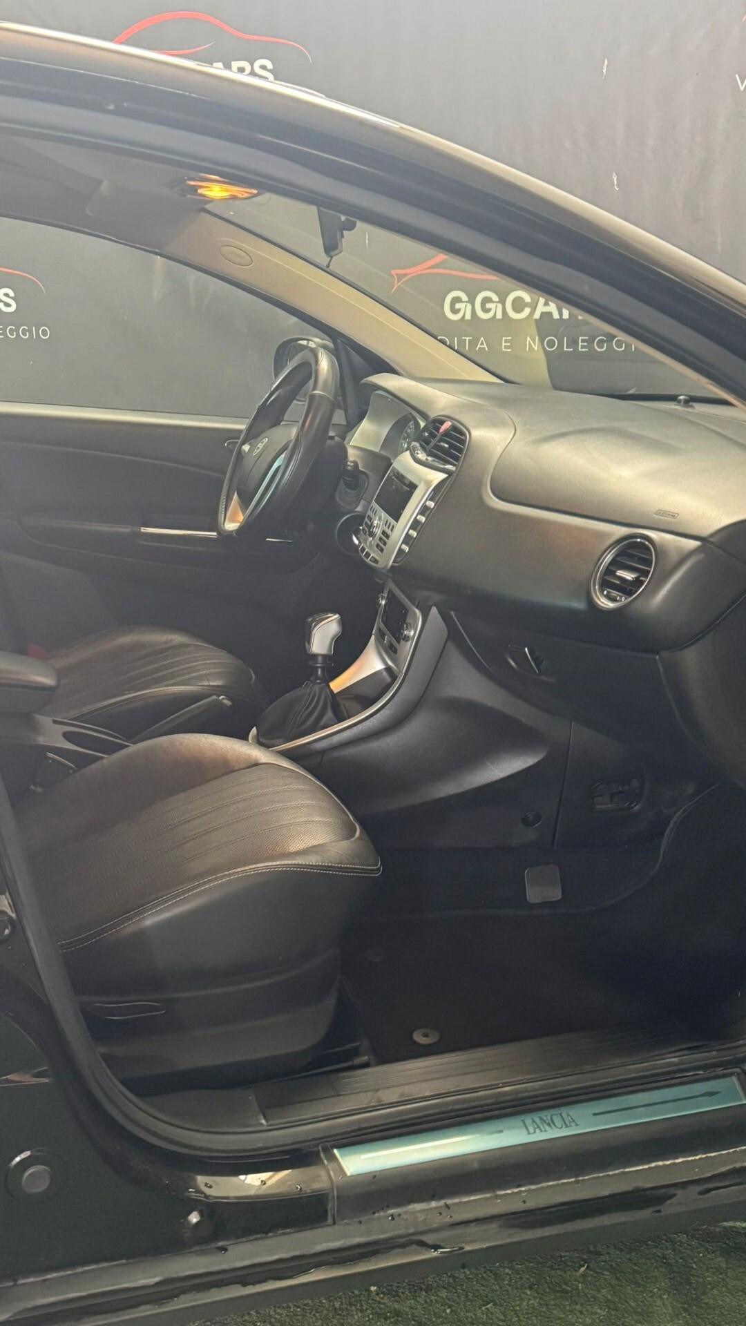 Lancia Delta 1.6 MJT DPF Gold