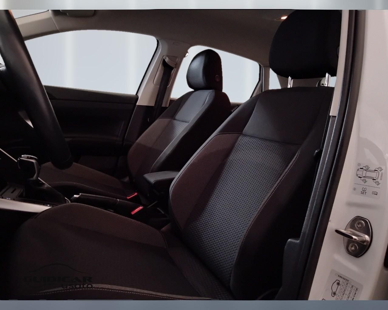 VOLKSWAGEN Polo VI 2022 - Polo 1.0 tsi Life 95cv dsg
