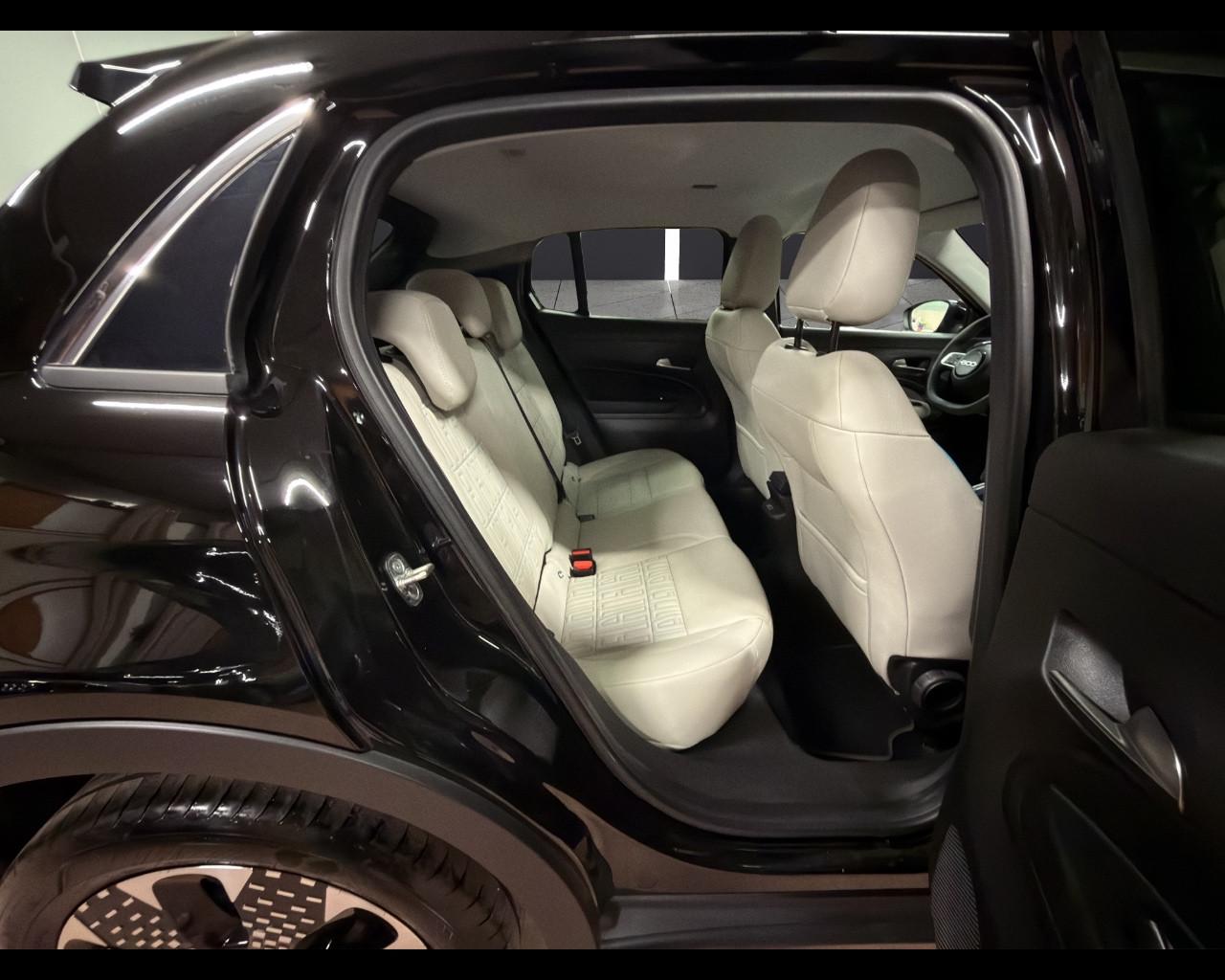 FIAT 600 Hybrid 110 CV DCT MHEV La Prima