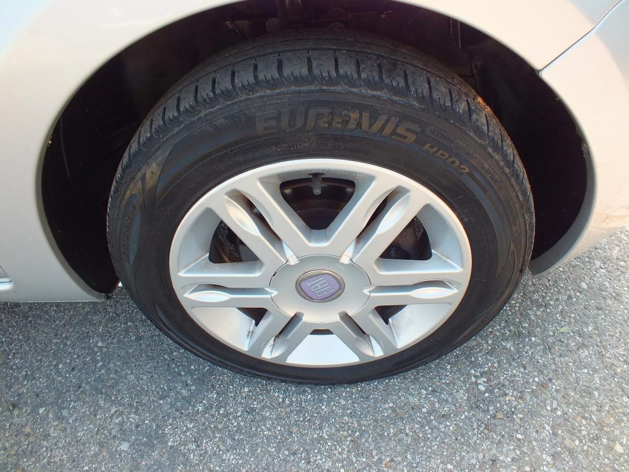FIAT PANDA 1.2 EMOTION