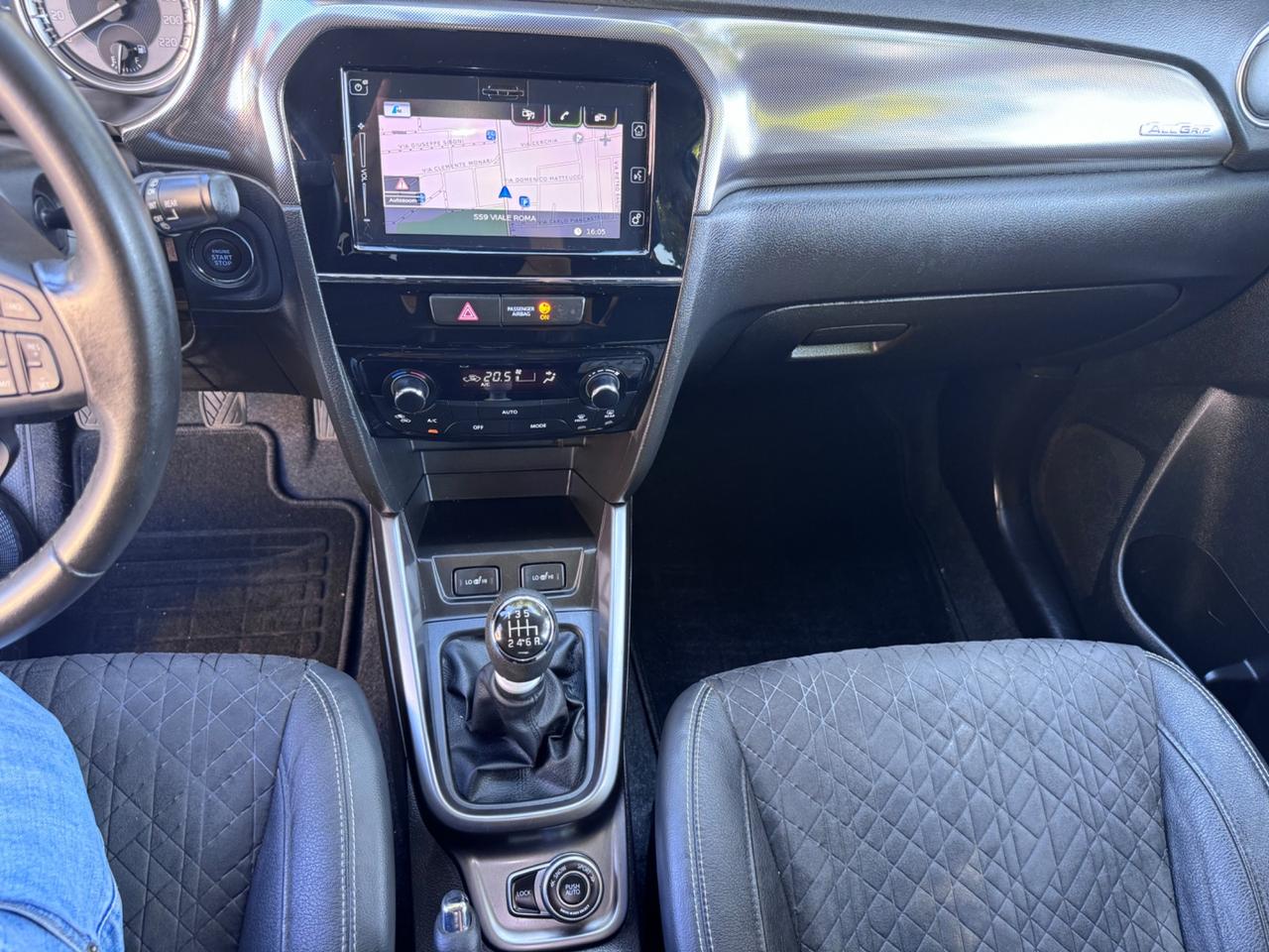 Suzuki Vitara 1.4 4WD gancio traino garanzia 12 mesi