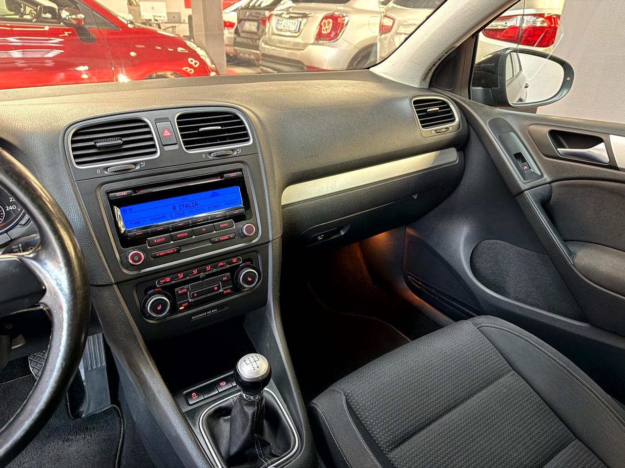 Volkswagen Golf 1.6 TDI LED - FABIANOAUTO