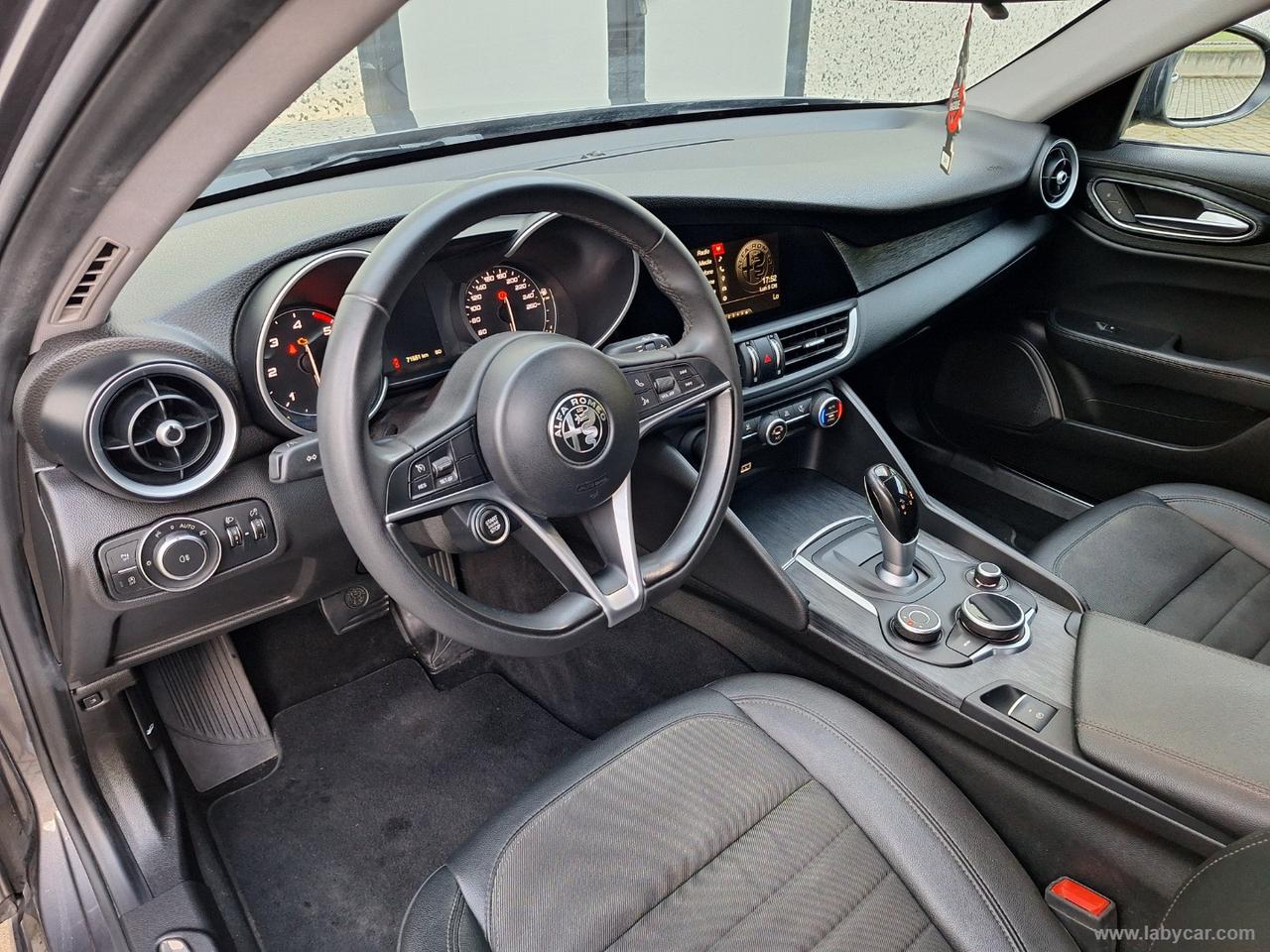 ALFA ROMEO Giulia 2.2 TD 160 CV AT8 SOLO *70000KM*
