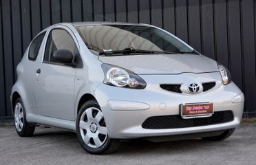Toyota Aygo 1.0 12V VVT-i 3p 1.0 Now benzina * POCHI KM *