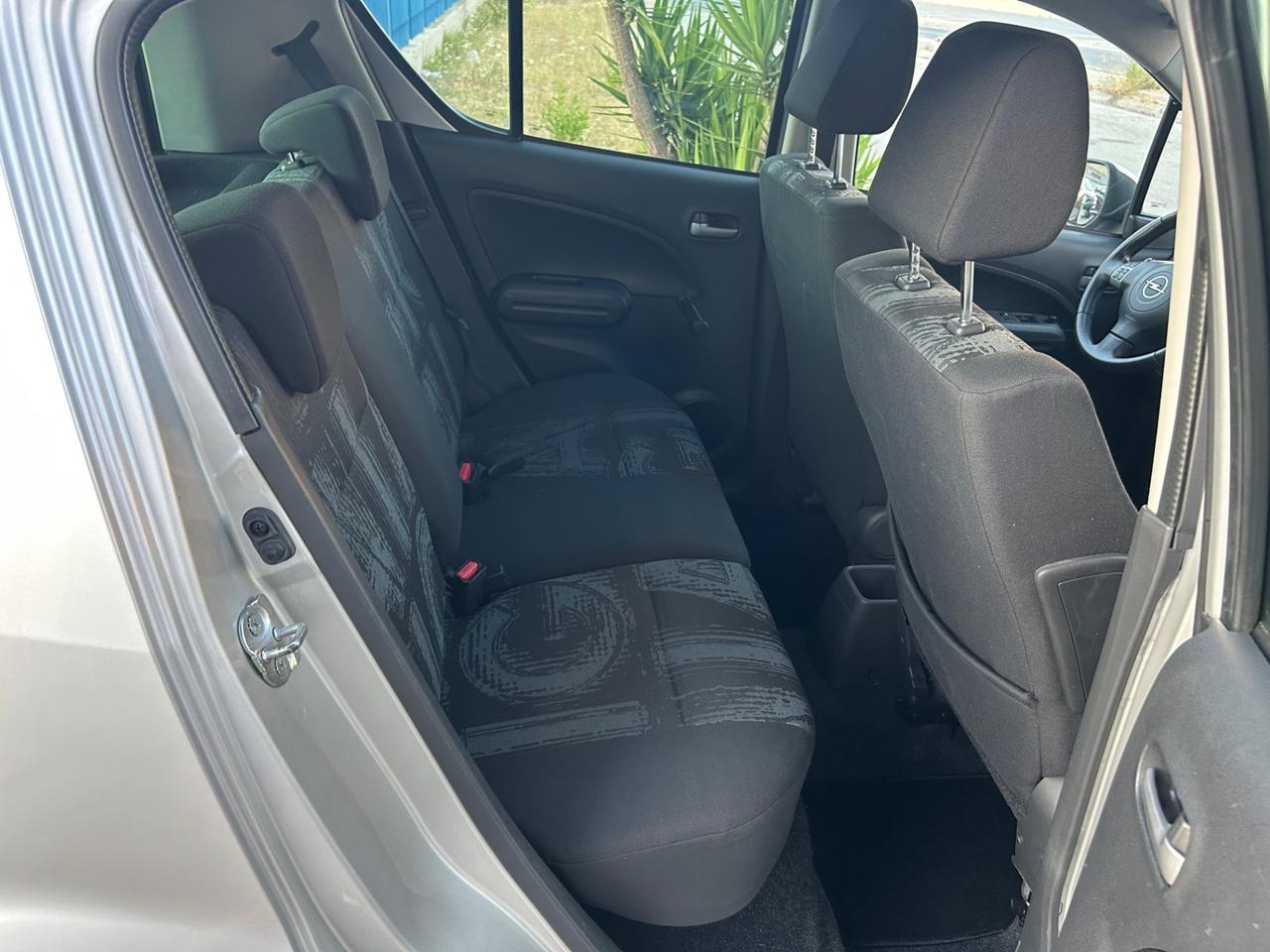 Opel Agila 1.2 benzina 94 cavalli 2014