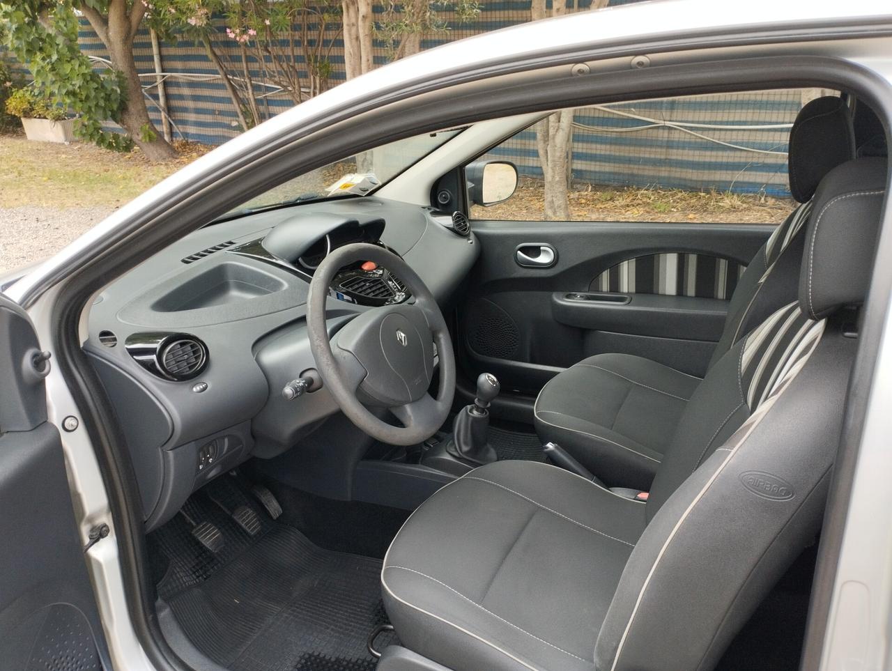Renault Twingo 1.2 16V Night&Day