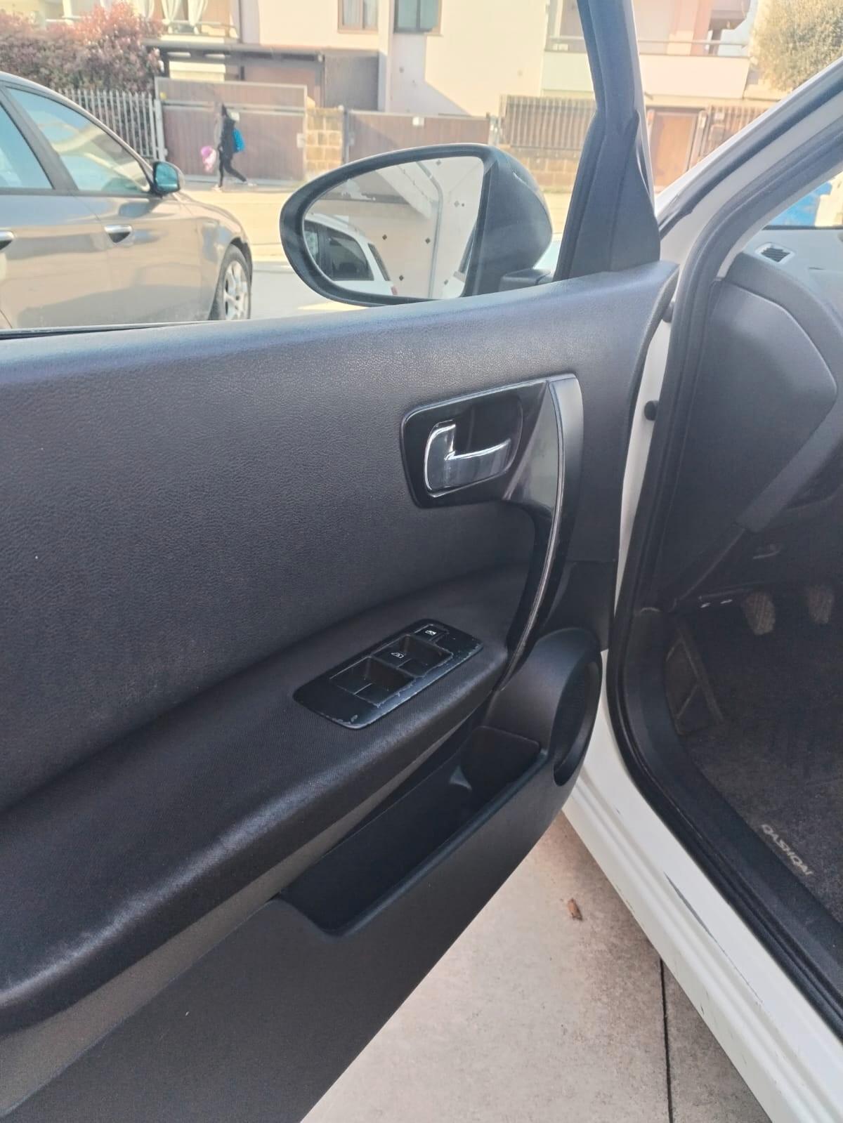 Nissan Qashqai 1.5 dCi DPF Tekna