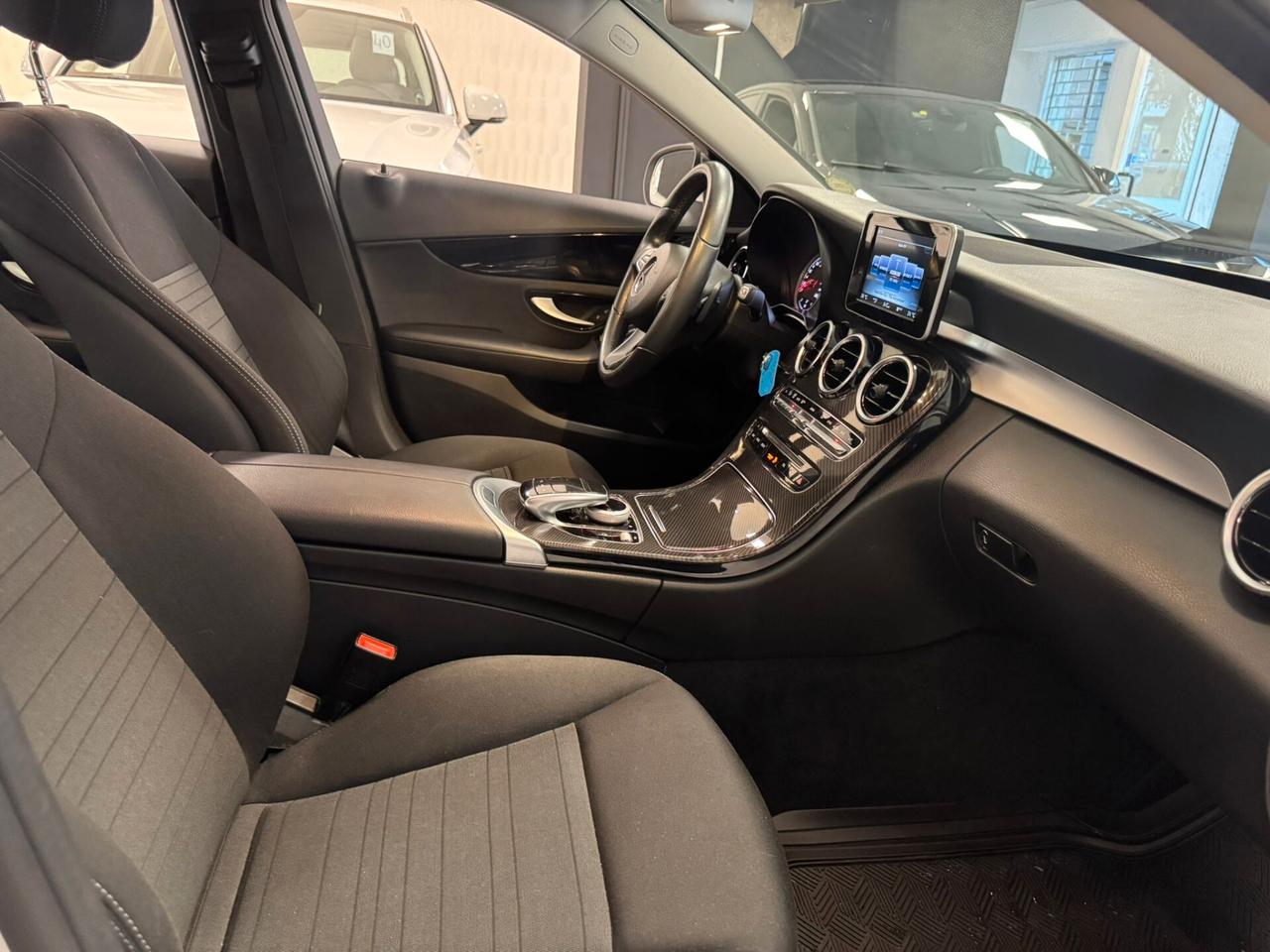 Mercedes-benz C 200 d Auto Premium