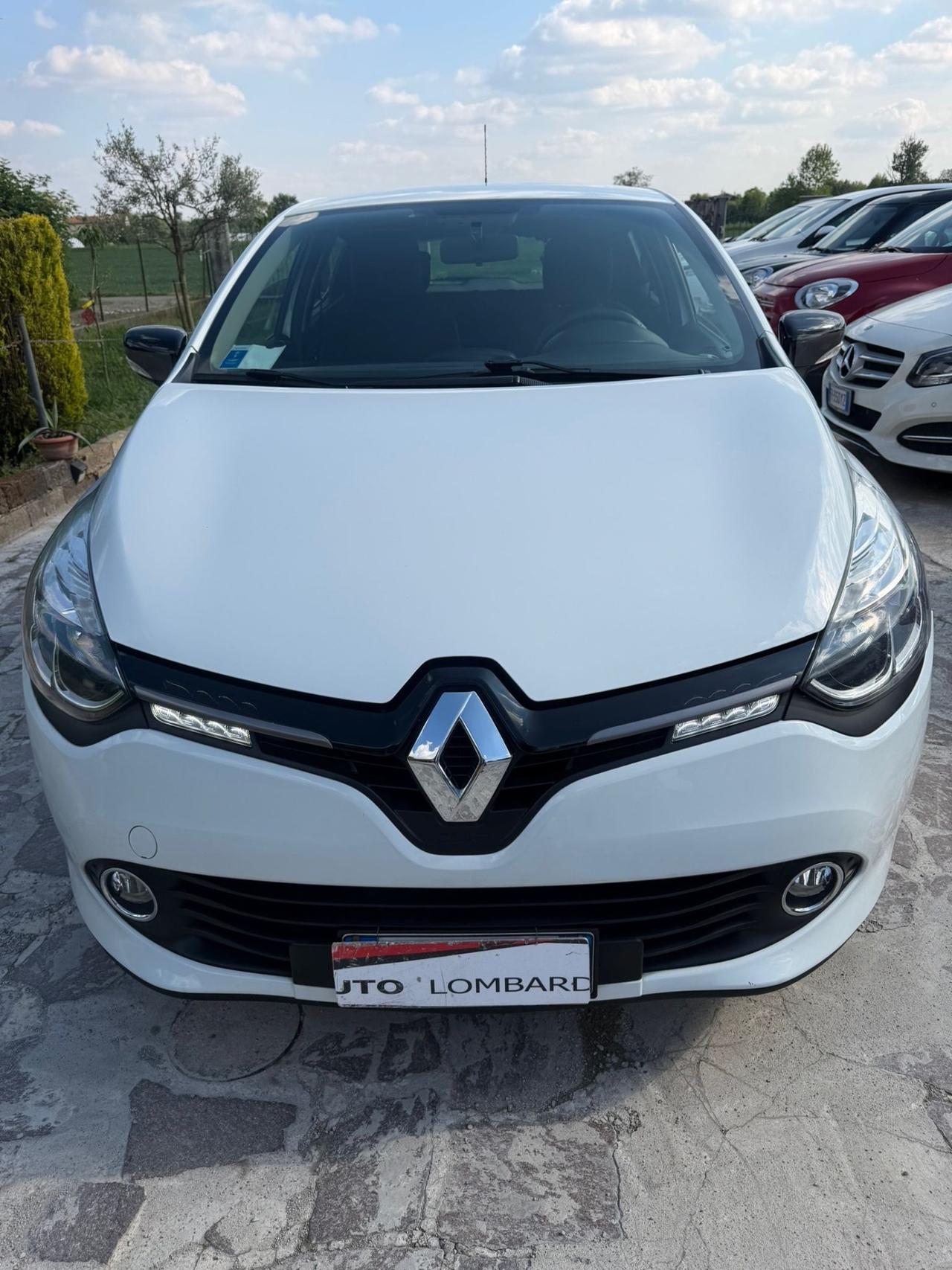Renault Clio 1.5 dCi 8V 75CV 5 porte Costume National neopatentati